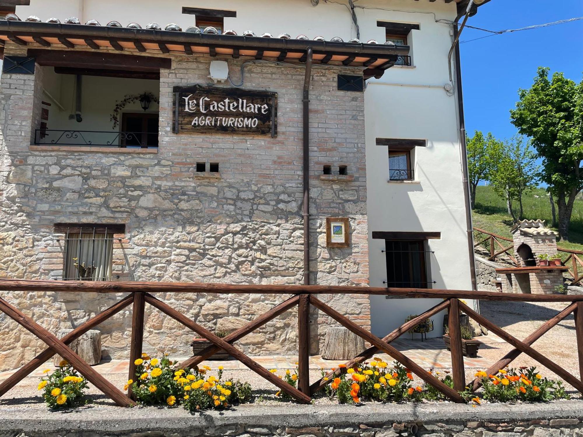 Agriturismo Le Castellare 몬테모나코 외부 사진